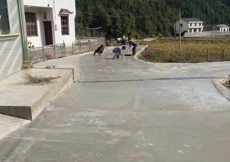 水泥混凝土路面麻面露骨修復